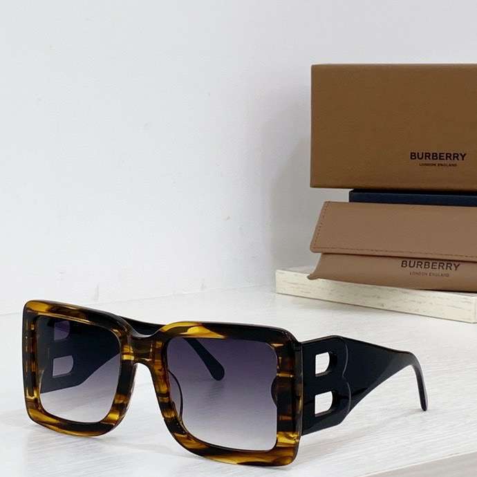 Picture of Burberry Sunglasses _SKUfw51873227fw